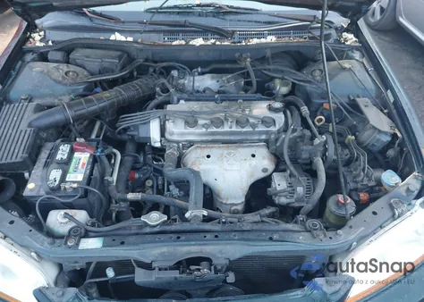 1998 Honda Accord Ex z USA, uszkodzony, nr VIN 1HGCG5656WA087805